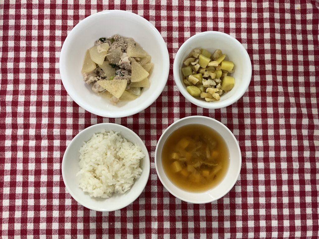 大根と豚肉の煮物
