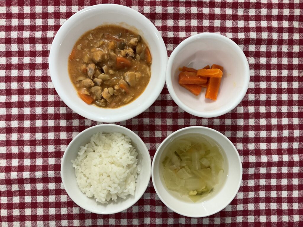鶏肉と大豆のトマト煮