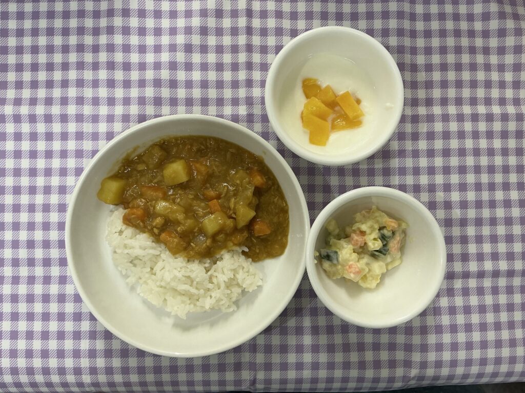 ツナカレー/コーンの豆乳蒸しパン
