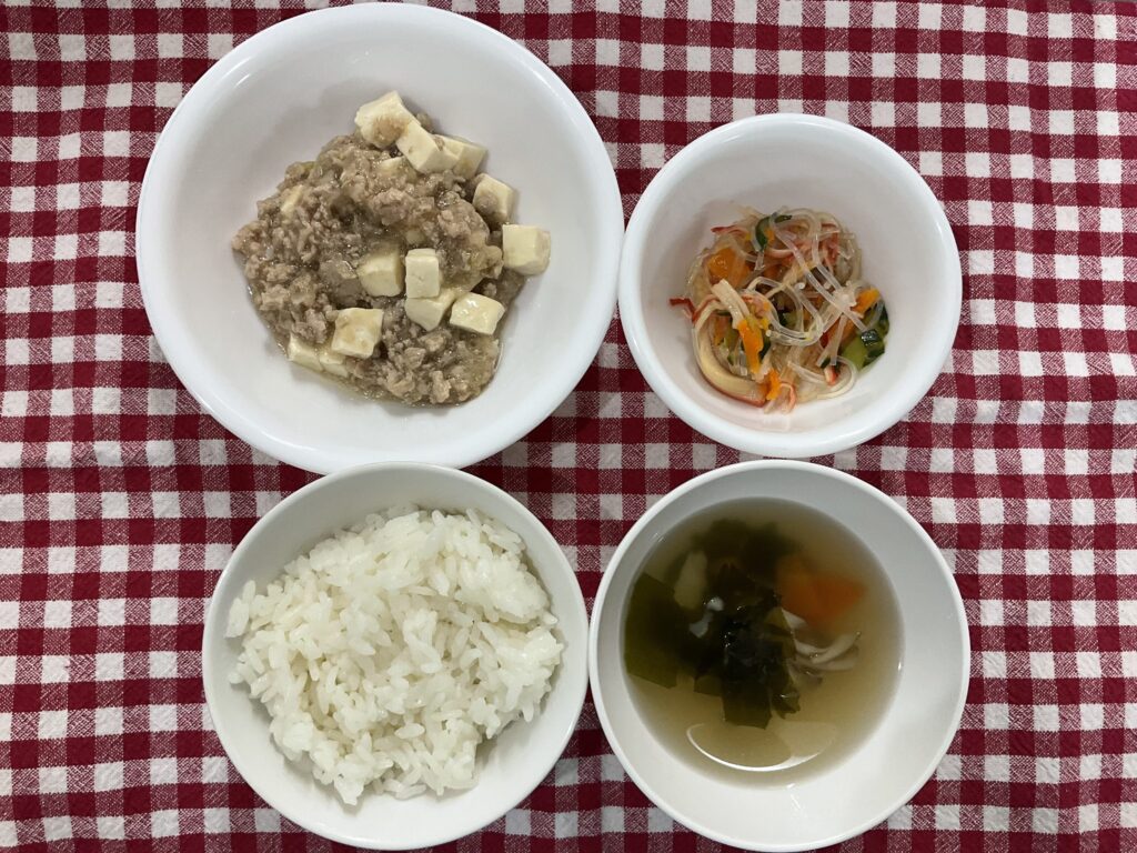 麻婆豆腐/ブドウゼリー